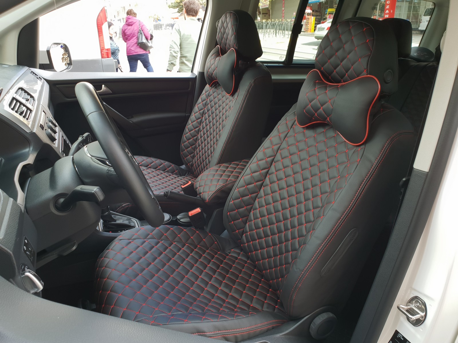 Volkswagen Caddy Koltuk Kilifi Nakisli Deri Urun Detay K Design Oto Koltuk Kilifi