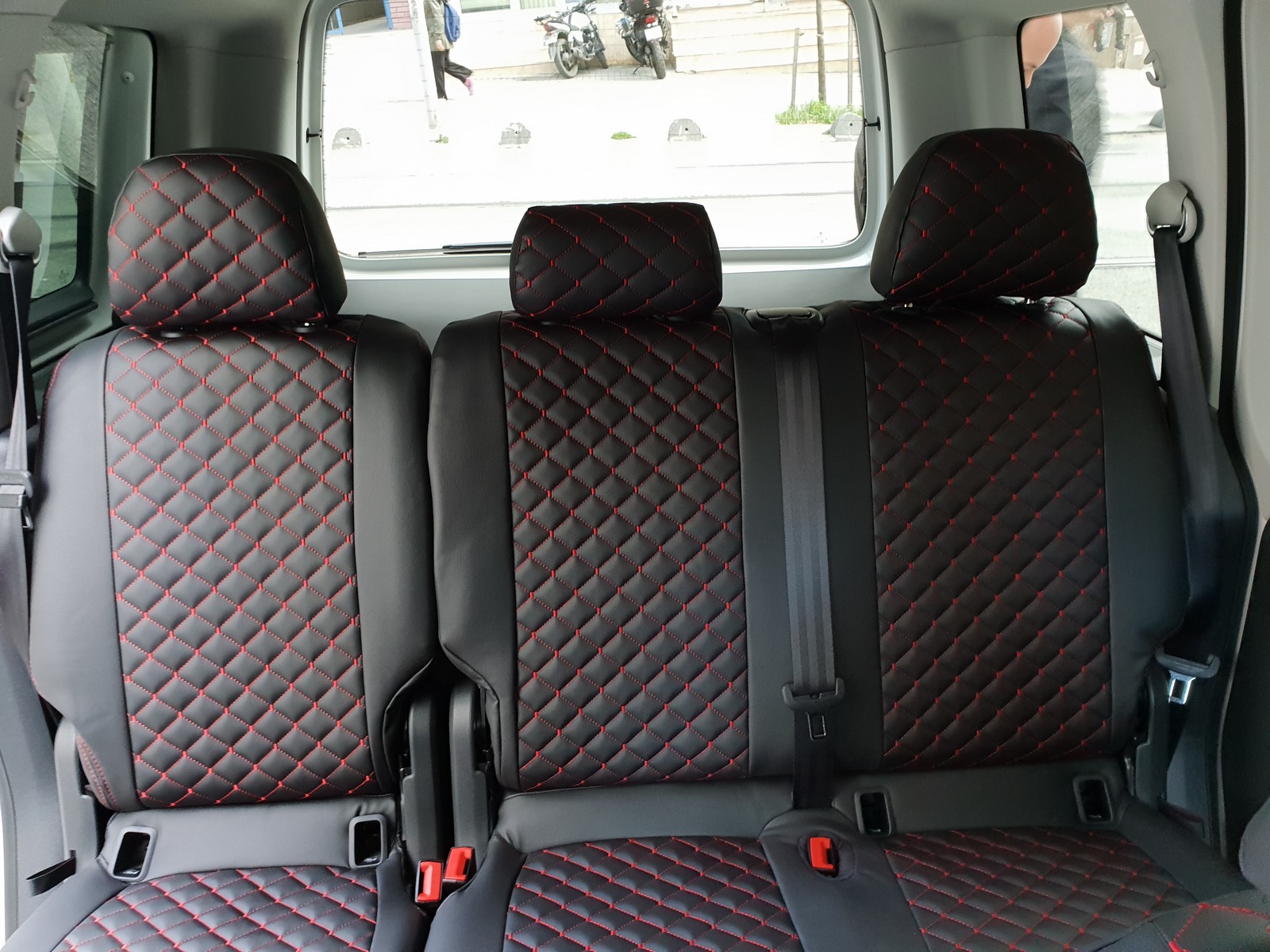 Volkswagen Caddy Koltuk Kilifi Nakisli Deri Urun Detay K Design Oto Koltuk Kilifi
