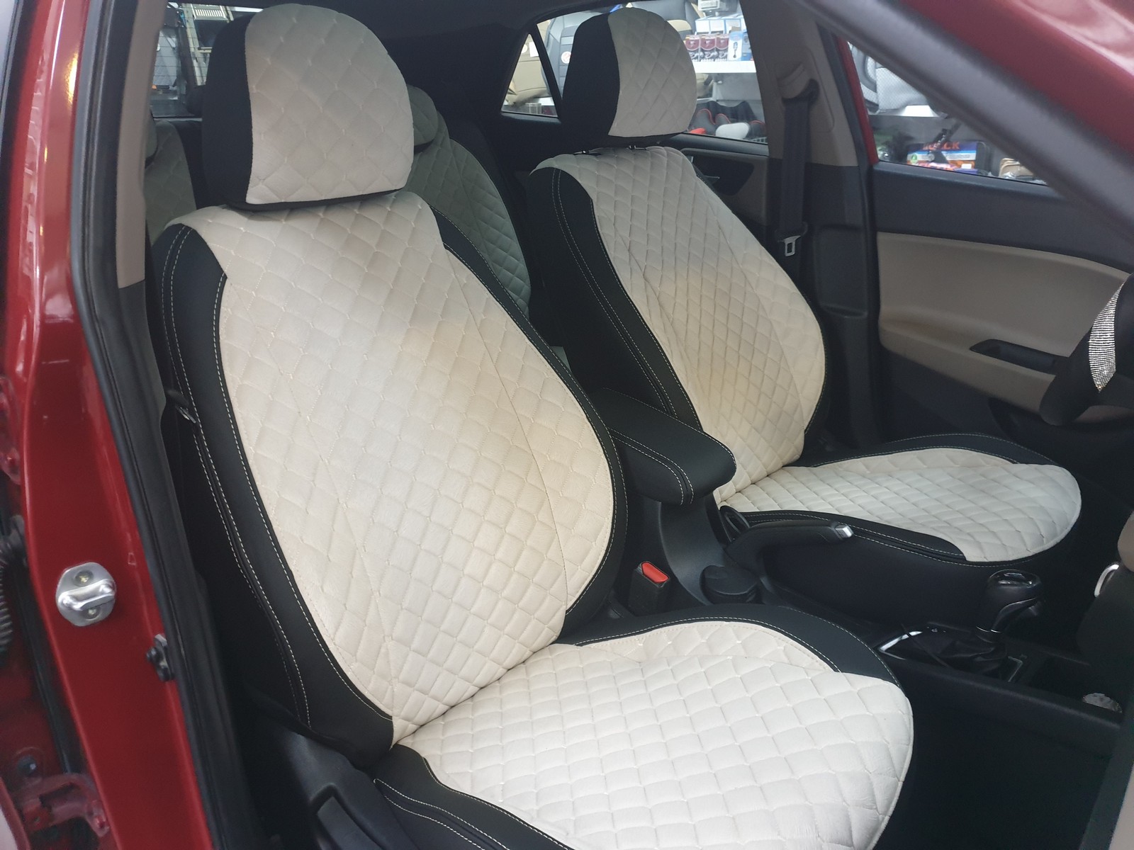 Hyundai I20 Koltuk Kilifi Tay Tuyu Nakisli Urun Detay K Design Oto Koltuk Kilifi