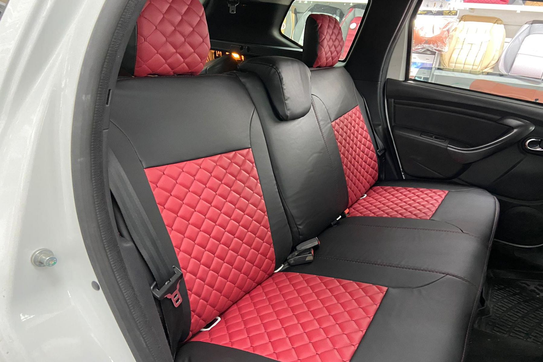 Dacia Duster Koltuk Kilifi Nakisli Deri Urun Detay K Design Oto Koltuk Kilifi